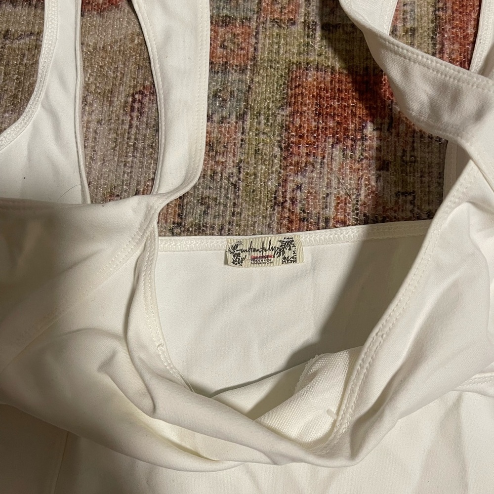 White Sleeveless Top - Picture 2 of 5